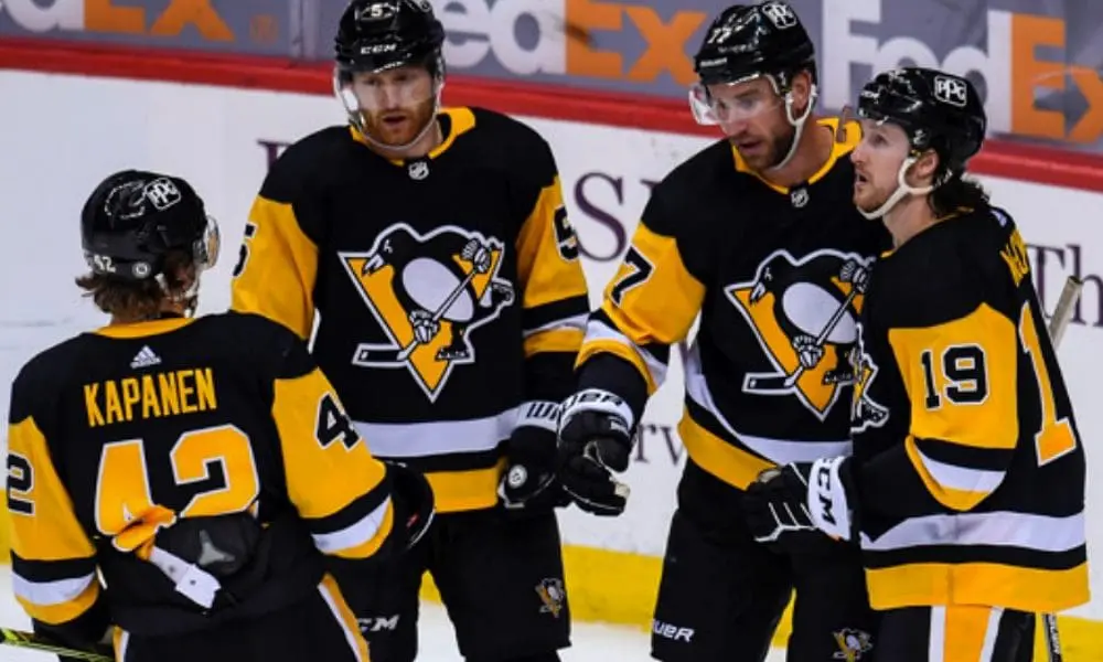 Pittsburgh Penguins Jeff Carter, Kasperi Kapanen, Jared McCann