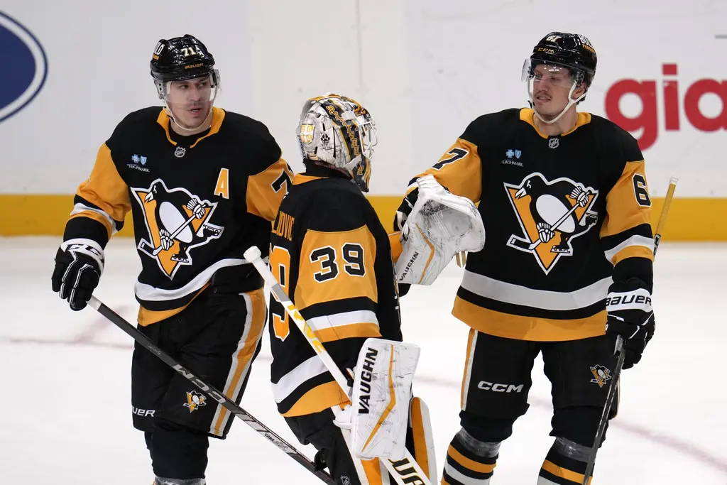 Pittsburgh Penguins, Sidney Crosby, Evgeni Malkin, Alex Nedeljkovic. Also, NHL trade rumors