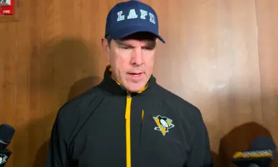 Pittsburgh Penguins coach Mike Sullivan, Los Angeles Fire Department, LAFD hat