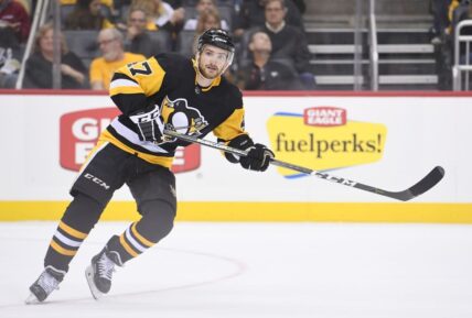 Adam Johnson, Pittsburgh Penguins, neck guards