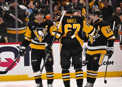 Pittsburgh Penguins, Sidney Crosby, Rickard Rakell, Bryan Rust