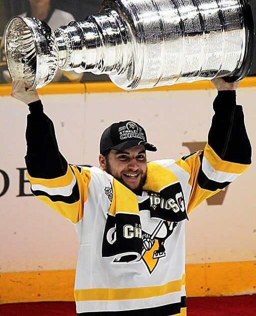Penguins trade Conor Sheary