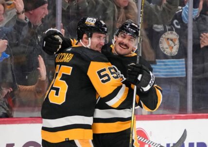 Pittsburgh Penguins game analysis, Noel Acciari, Matt Nieto celebrate