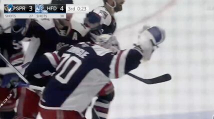 Former Pittsburgh Penguins goalie Louis Domingue, goalie goal