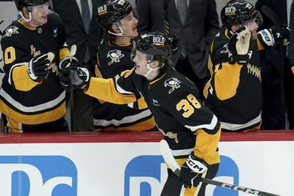 Owen Pcikering celebrates his first NHL goal 12/3/24
