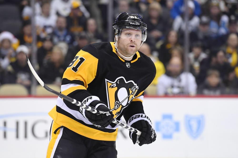 PITTSBURGH, PA - DECEMBER 15: Pittsburgh Penguins Right Wing Phil Kessel (81) looks on during the second period in the NHL game between the Pittsburgh Penguins and the Los Angeles Kings on December 15, 2018, at PPG Paints Arena in Pittsburgh, PA. (Photo by Jeanine Leech/Icon Sportswire)