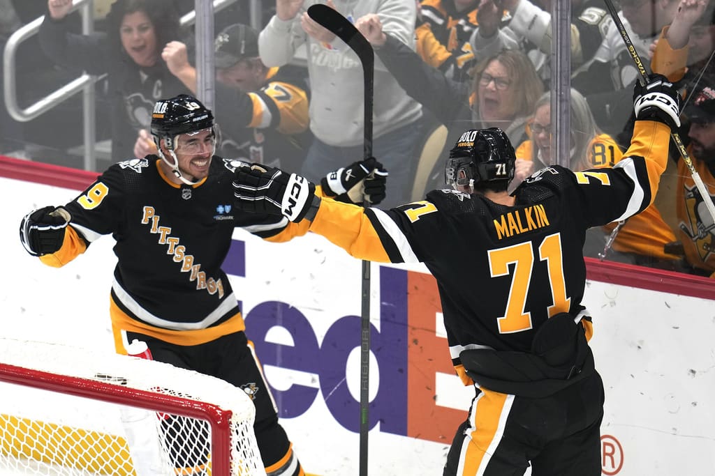 Bryan Rust provides golden goal for Penguins in gritty road