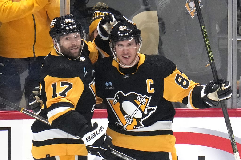 Pittsburgh Penguins, Bryan Rust, Sidney Crosby. Penguins News on Rust's injury