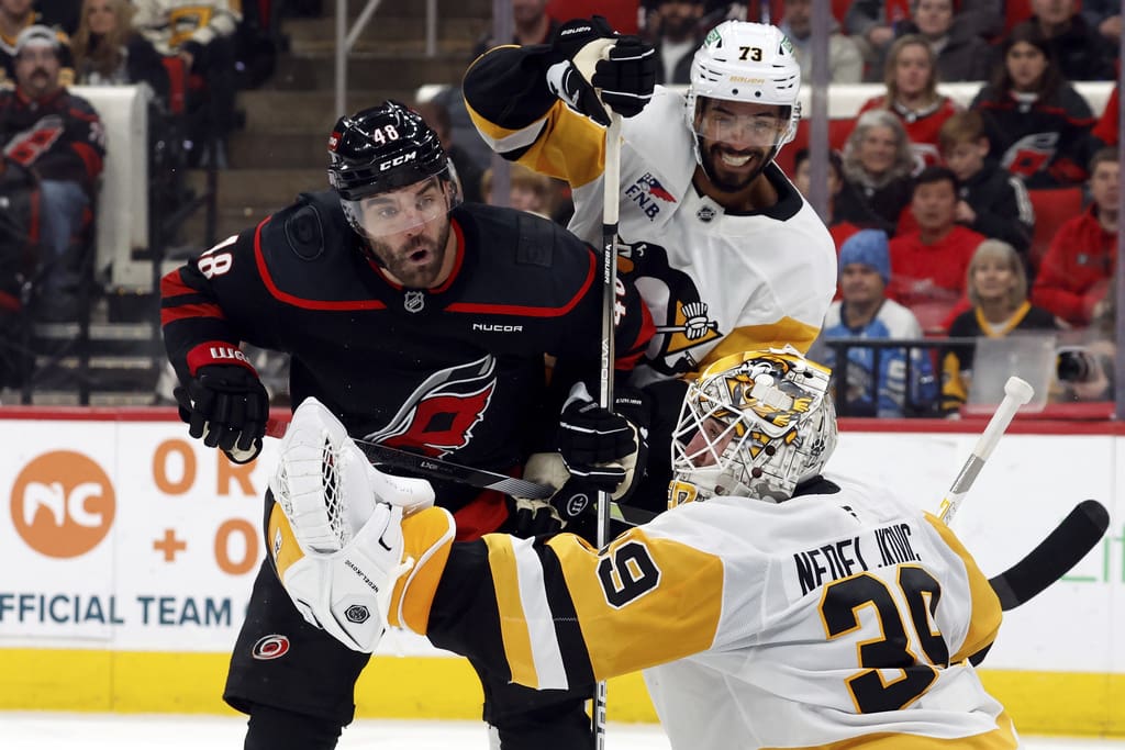 Pittsburgh Penguins, P.O Joseph enjoys right side. Penguins trade chip improves. Alex Nedeljkovic