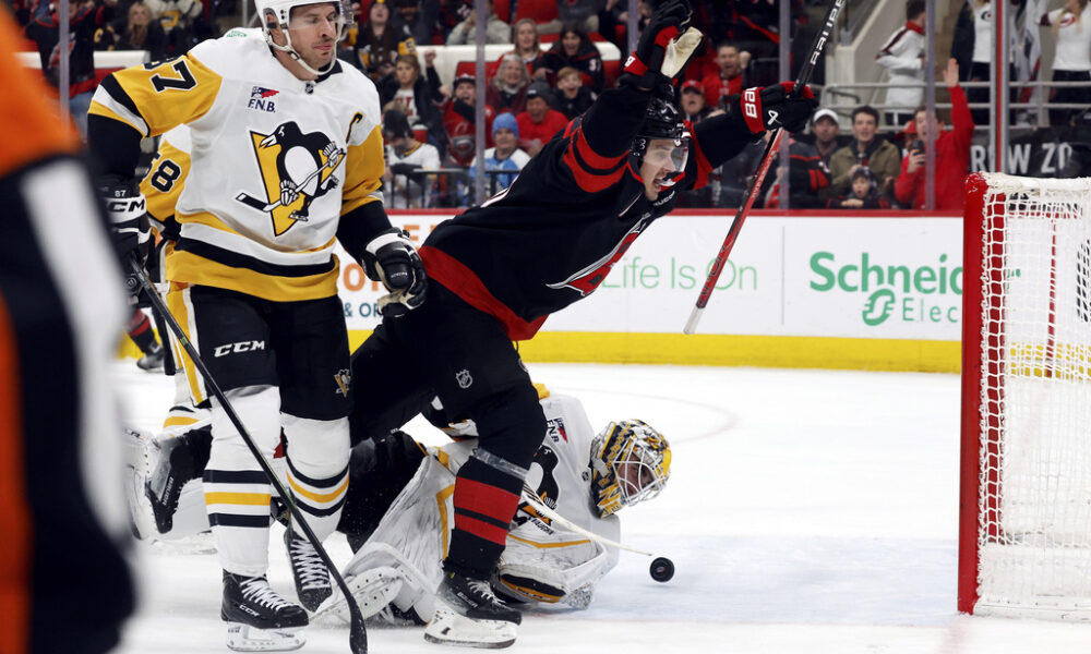 Pittsburgh Penguins game analysis, Sidney Crosby. Carolina Hurricanes. Sebastian Aho