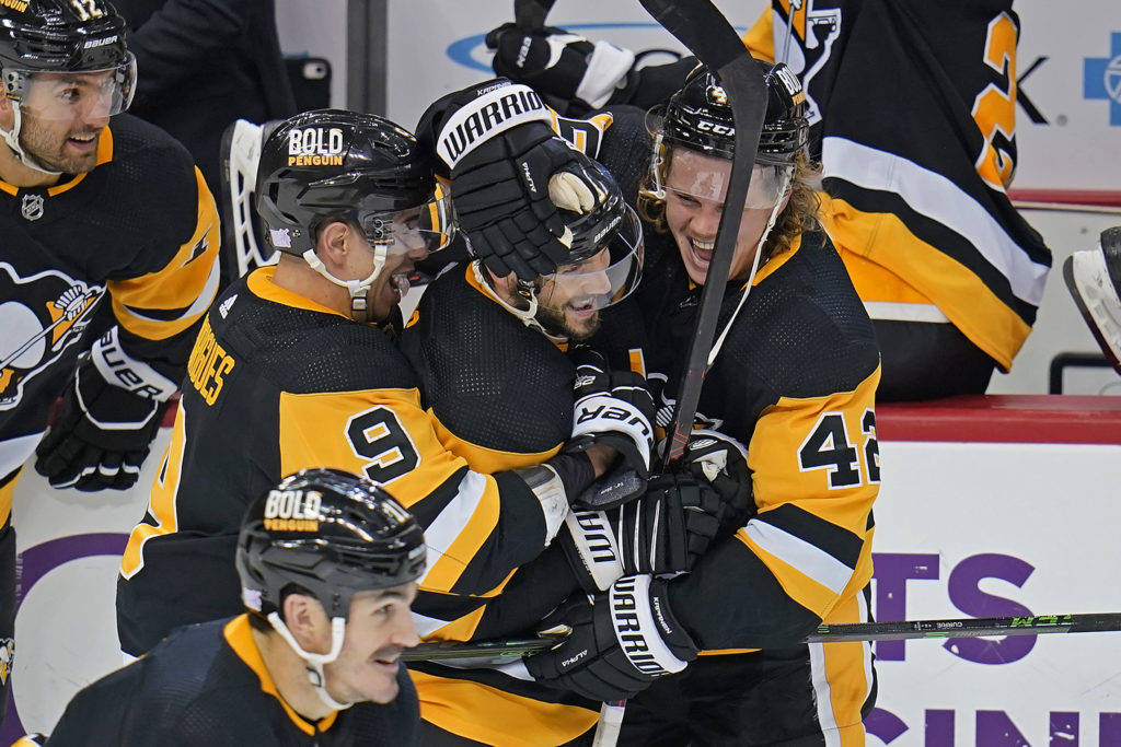 Penguins One-Timers: Malkin-Kapanen, Rodrigues and Playoffs?