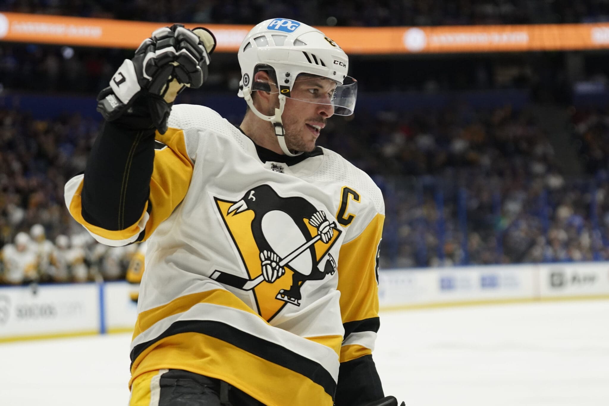 Penguins star Sidney Crosby back in lineup tonight