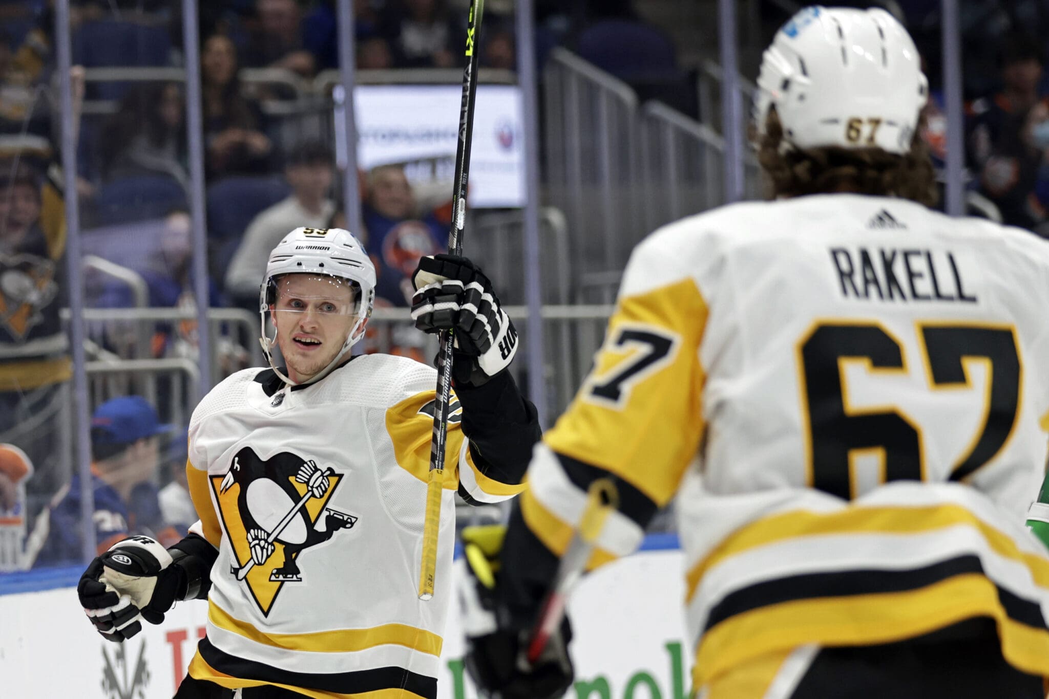 BREAKING: Guentzel is Back on the Ice, Skates Today