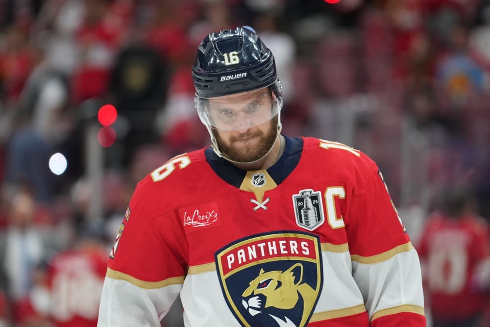 Register with the bet365 bonus code PGHOCKEY and get a $150 bonus or $1K first bet offer to bet on Sasha Barkov and others.