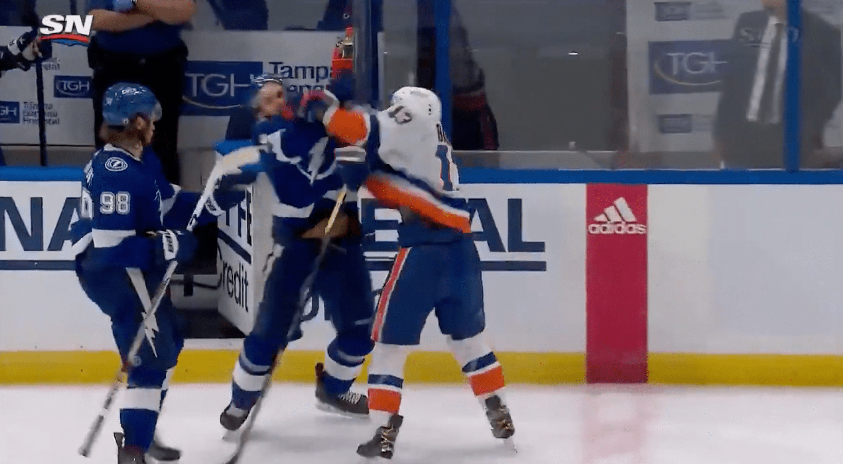 pittsburgh penguins, nhl playoffs, nhl trade, new york islanders, mathew barzal